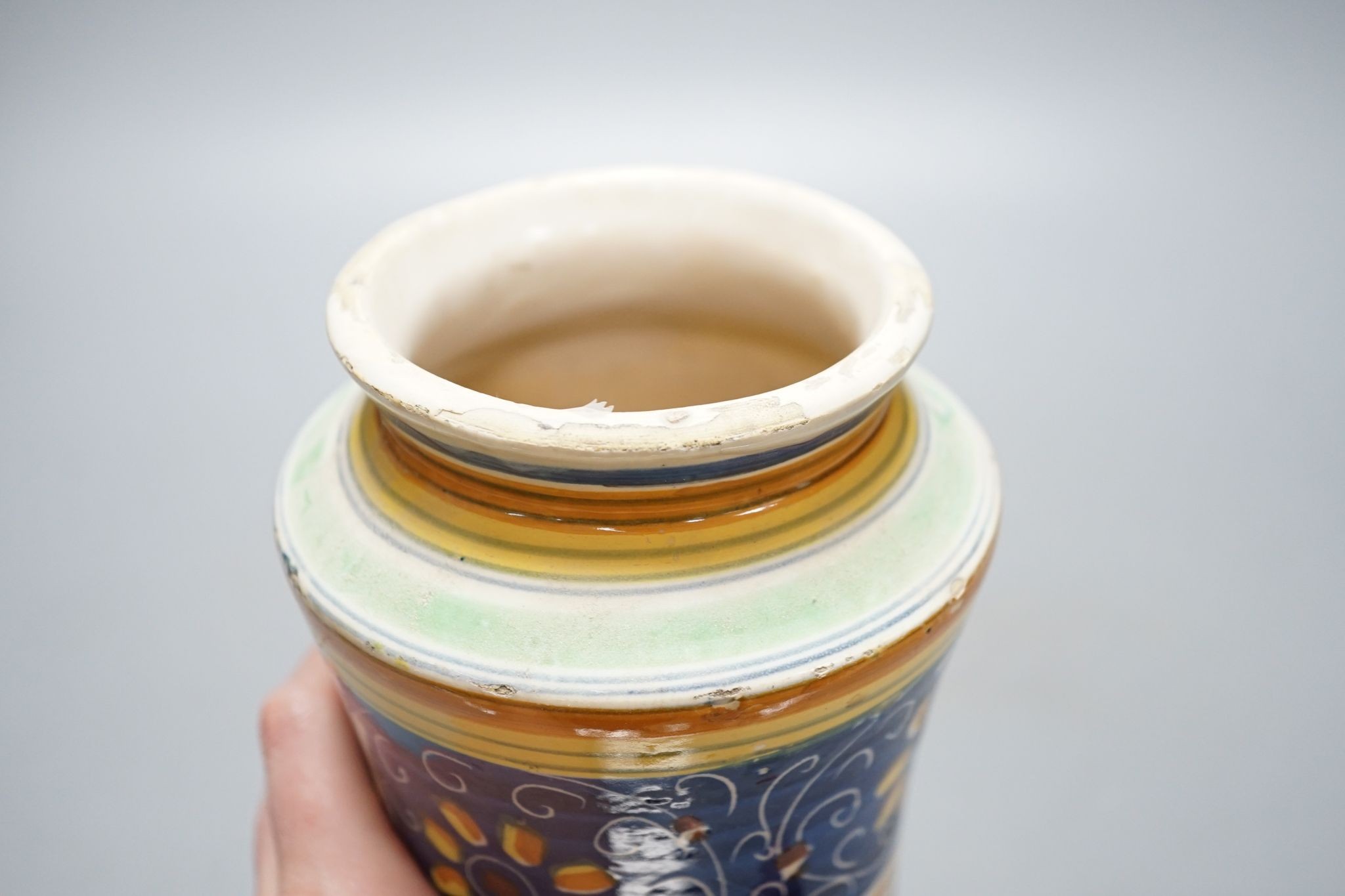 An 18th/ 19th century Italian maiolica ‘GOMEDERA’ albarello, 22.5cm